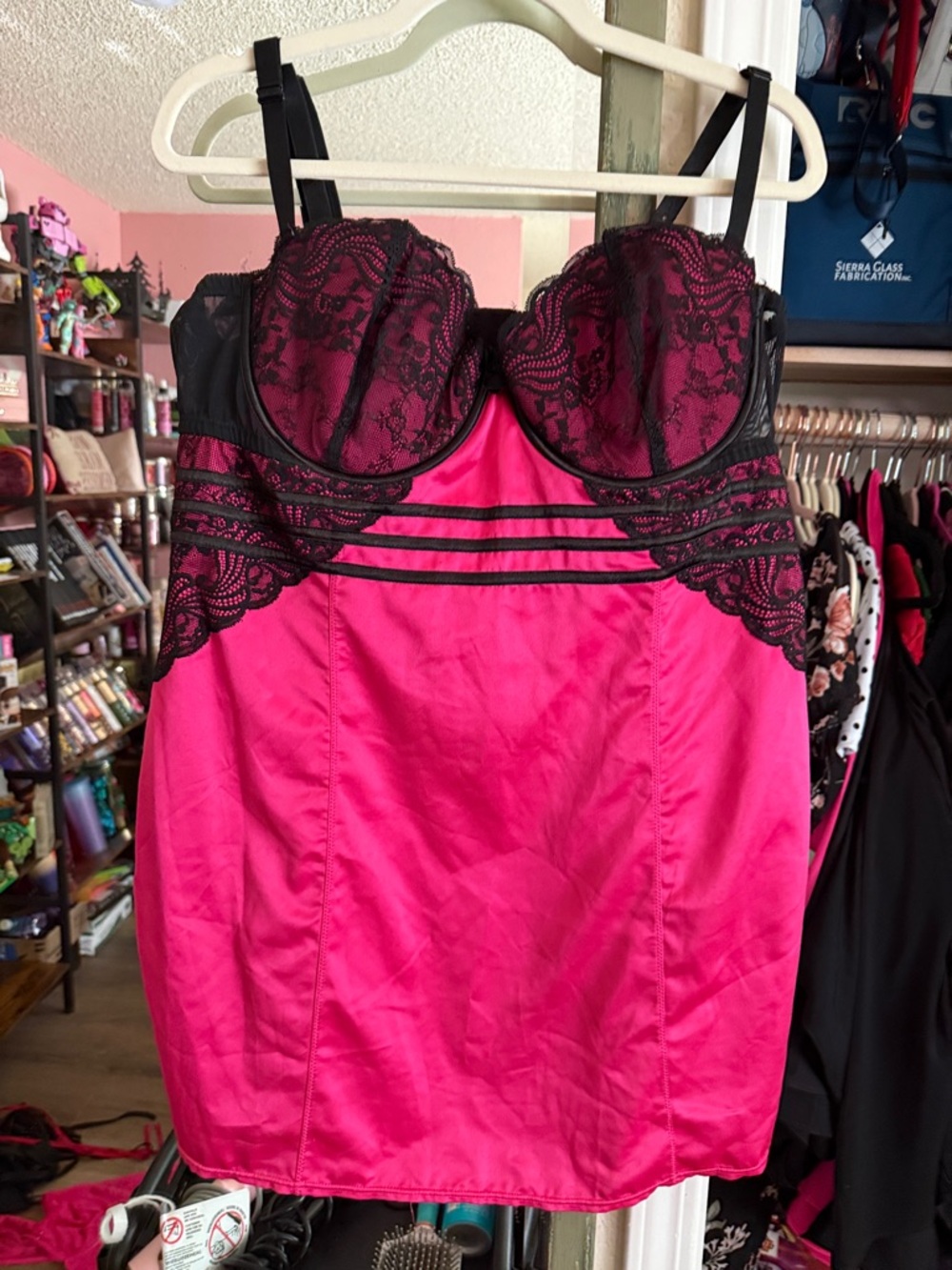 Hot Pink and Black Lace Bustier Slip Dress Torrid Size 2 NWOT   805